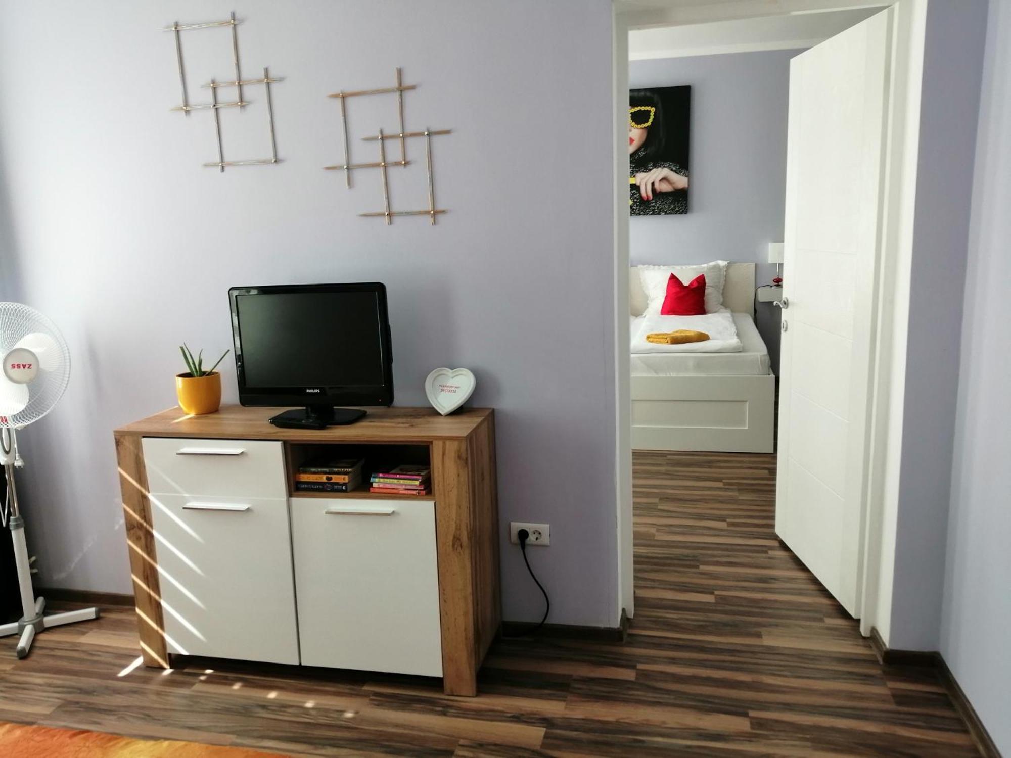 Violet House Apartment Turda Exterior photo